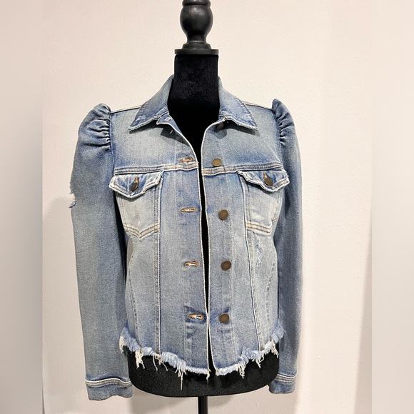 Retrofete Ada Denim Jacket features Puffed sleeves - Picture 6 of 8